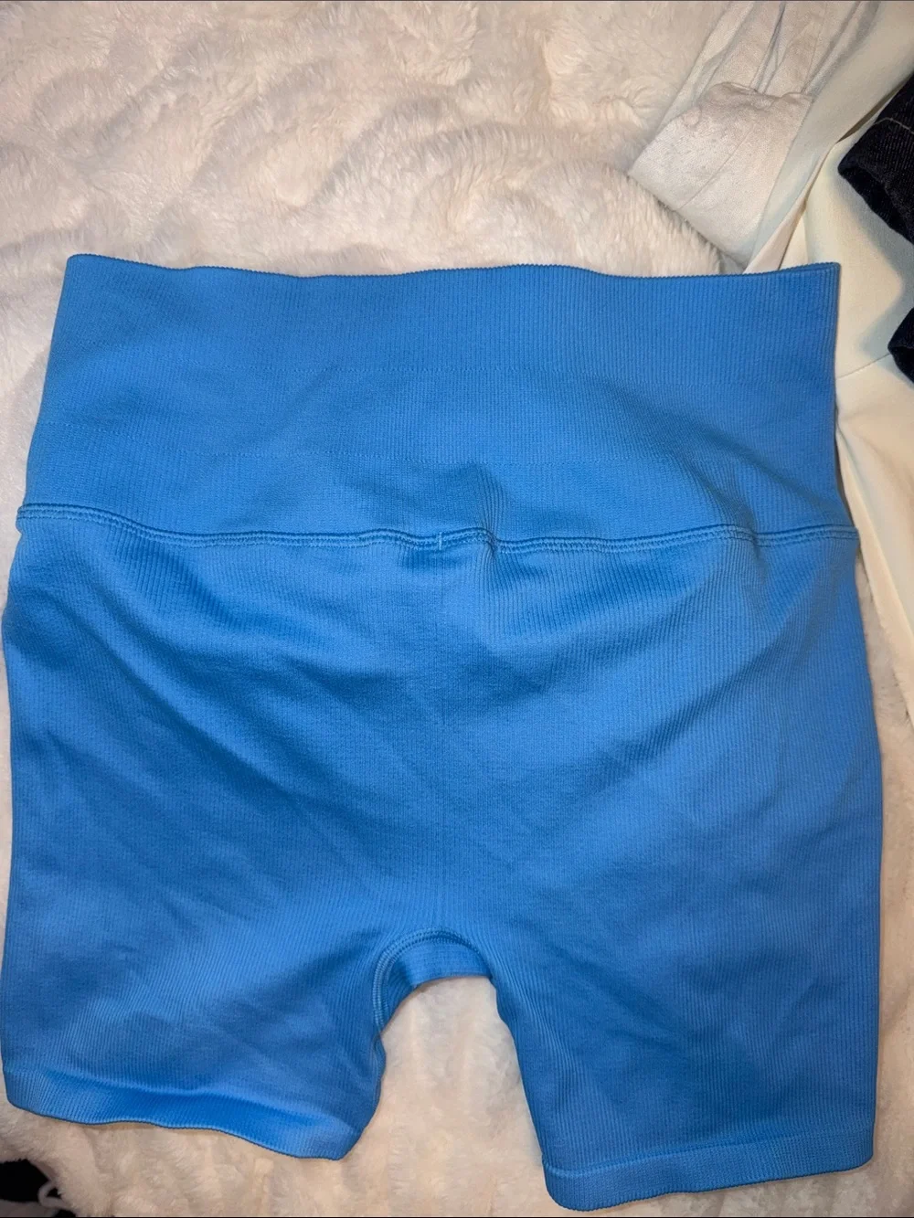 ALO Yoga Ribbed High-Waist Bike Shorts - Bright Blue